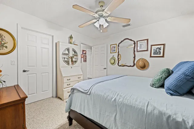 Residence photo 19