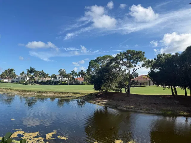Admirals Cove Residence photo 5
