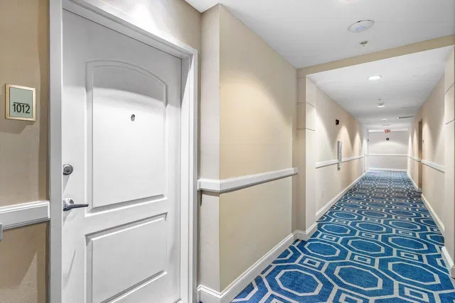 One City Plaza Unit 1012 photo 6