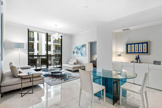 One City Plaza Unit 1012 photo 10
