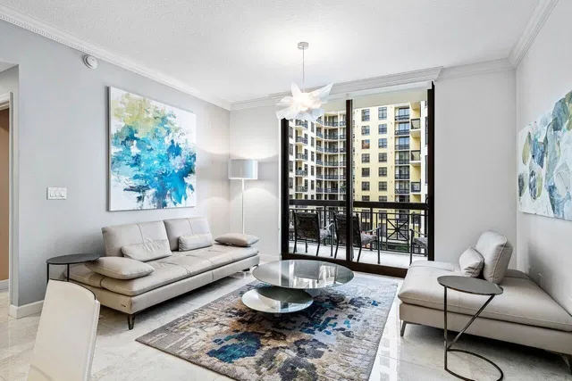 One City Plaza Unit 1012 photo 11