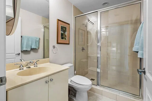 One City Plaza Unit 1012 photo 24