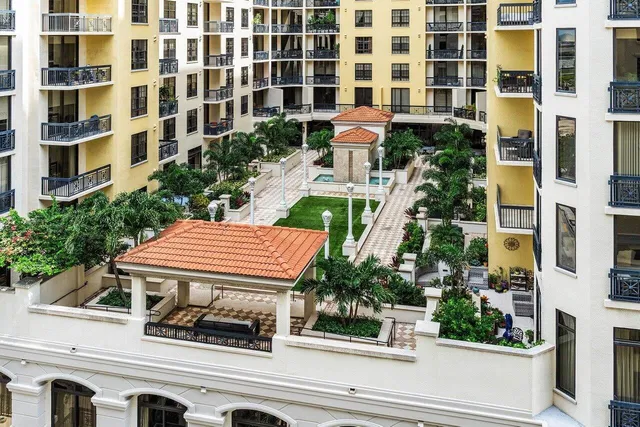 One City Plaza Unit 1012 photo 29