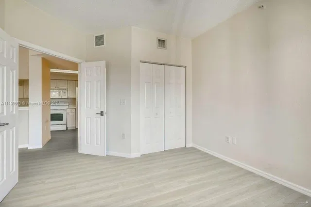 Unit 103 photo 2