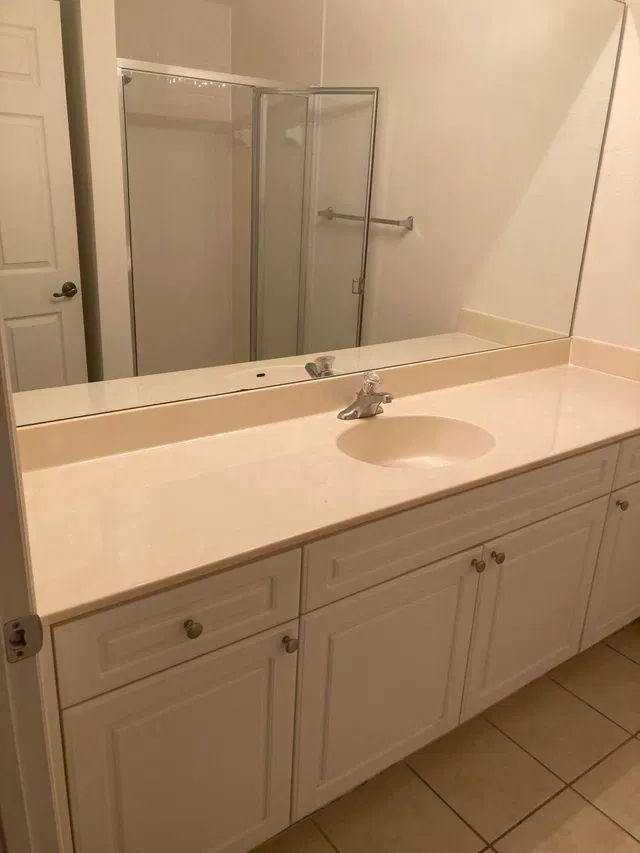 Unit 103 photo 21