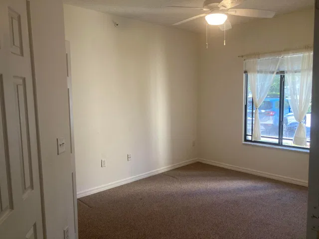 Unit 103 photo 33