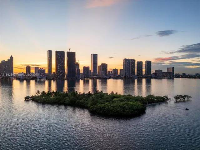 Aria Reserve Miami 1401