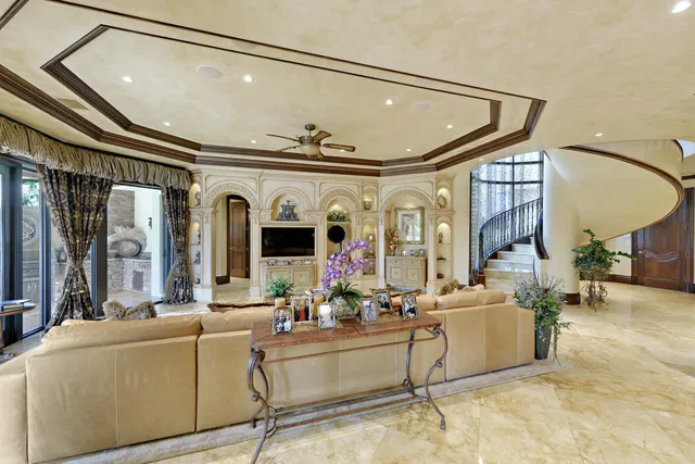 St. Andrews Country Club Residence photo 23