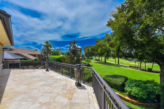 St. Andrews Country Club Residence photo 51