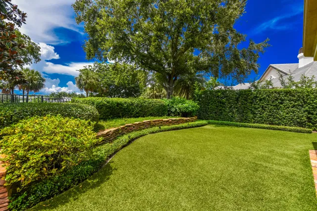 St. Andrews Country Club Residence photo 69