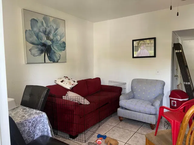 Residence photo 4