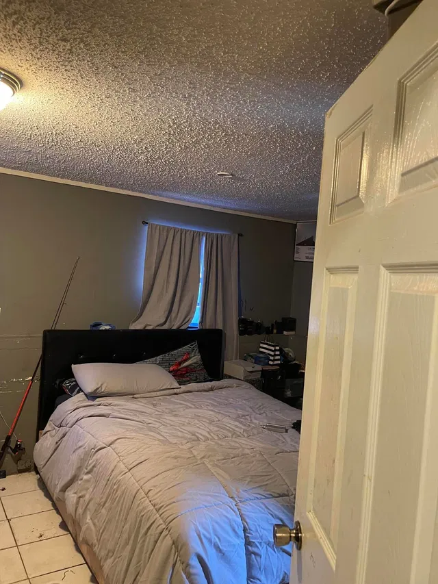 Residence photo 17