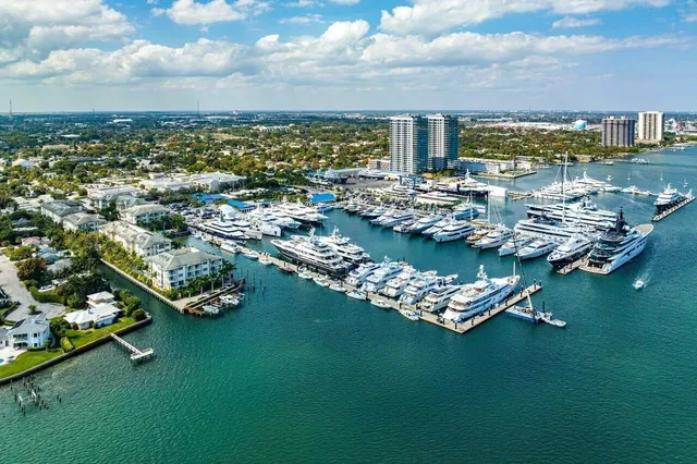 Flagler Landing Unit 401 photo 3