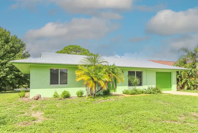 Residence photo 2