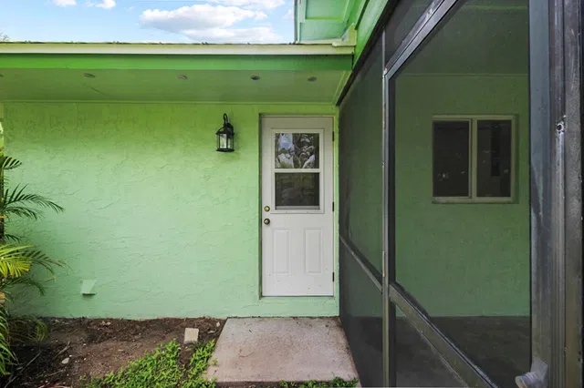 Residence photo 8