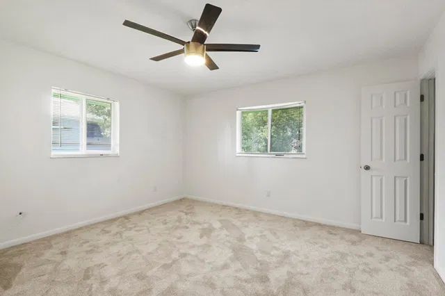 Residence photo 29