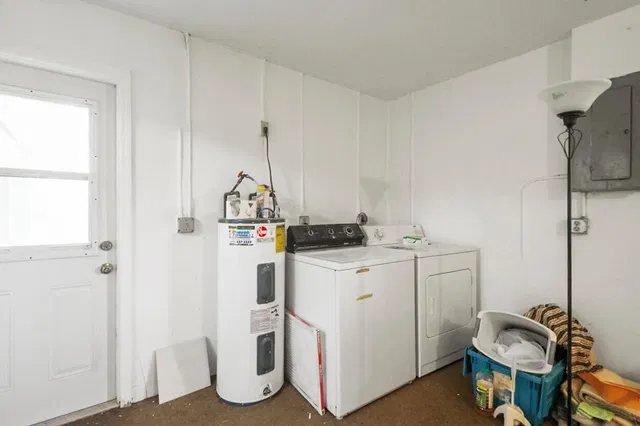 Residence photo 36