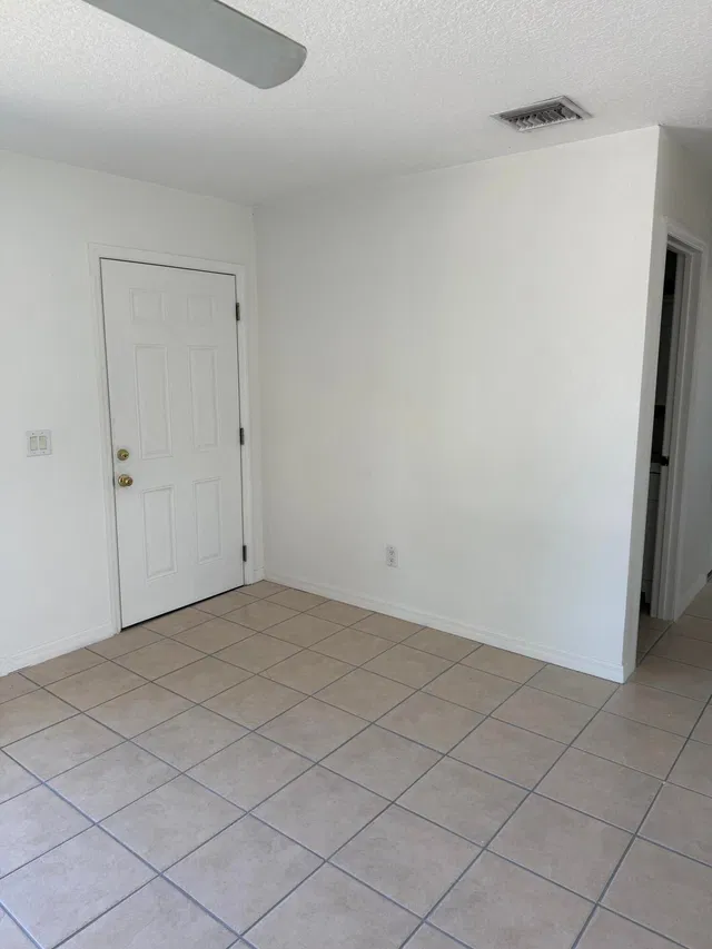 Residence photo 54