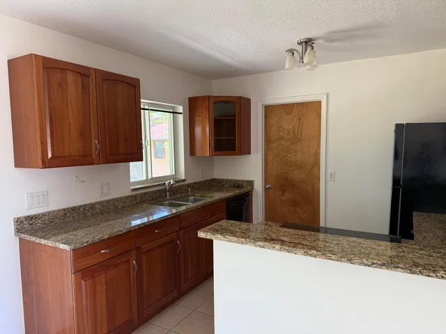 Residence photo 59