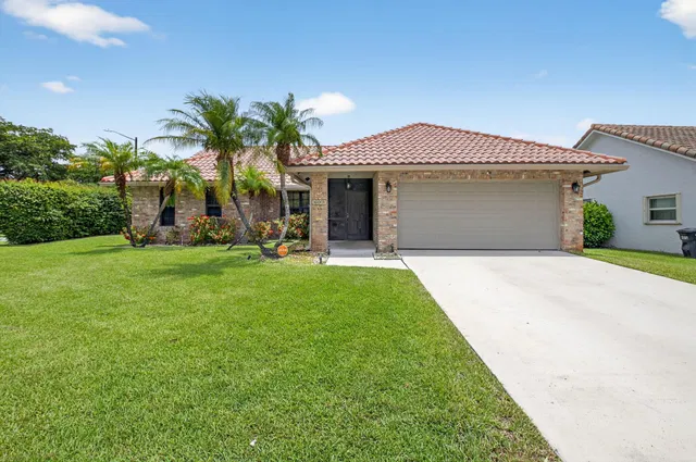 Boca Isles Residence photo 2