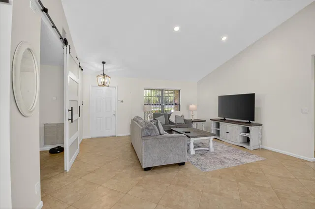 Boca Isles Residence photo 5