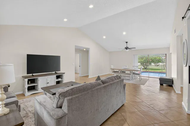 Boca Isles Residence photo 7