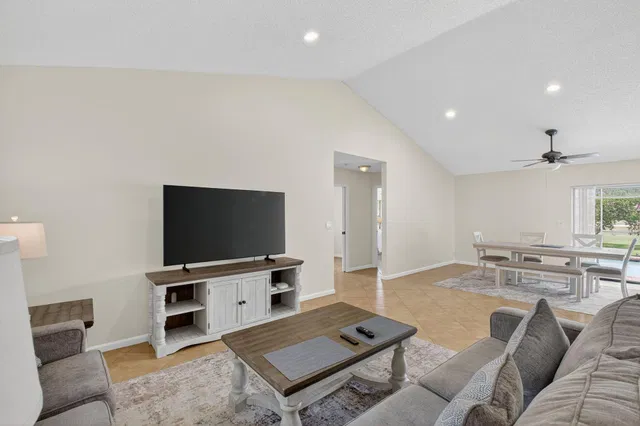 Boca Isles Residence photo 8