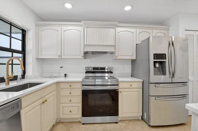 Boca Isles Residence photo 20