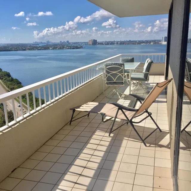 Water Glades Unit 22b photo 10