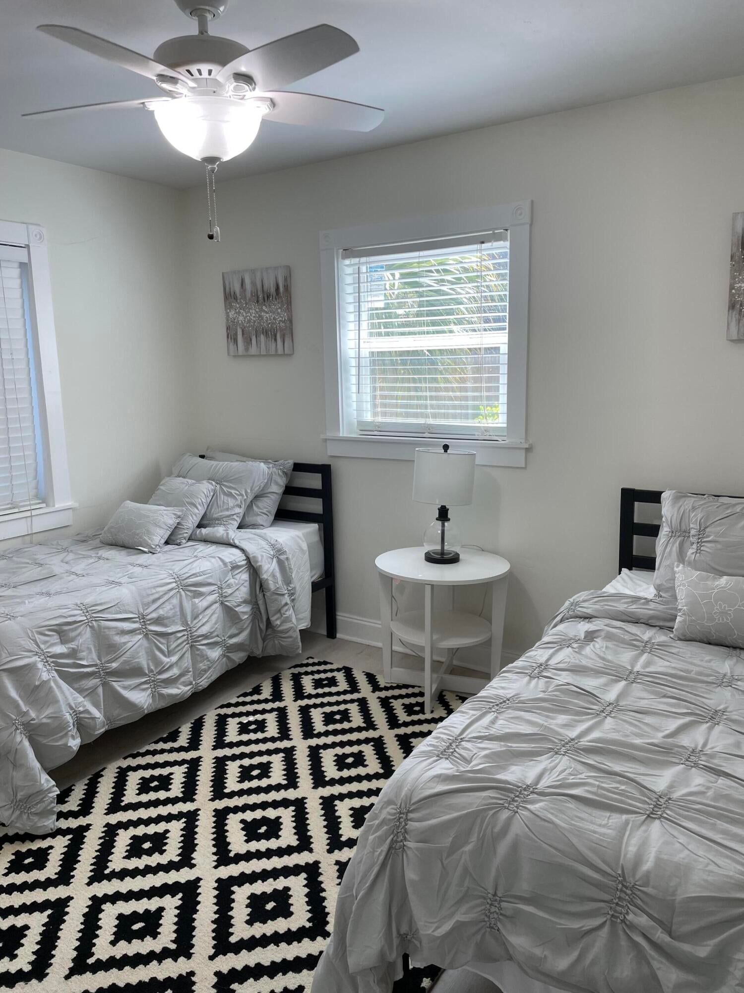 Residence photo 3