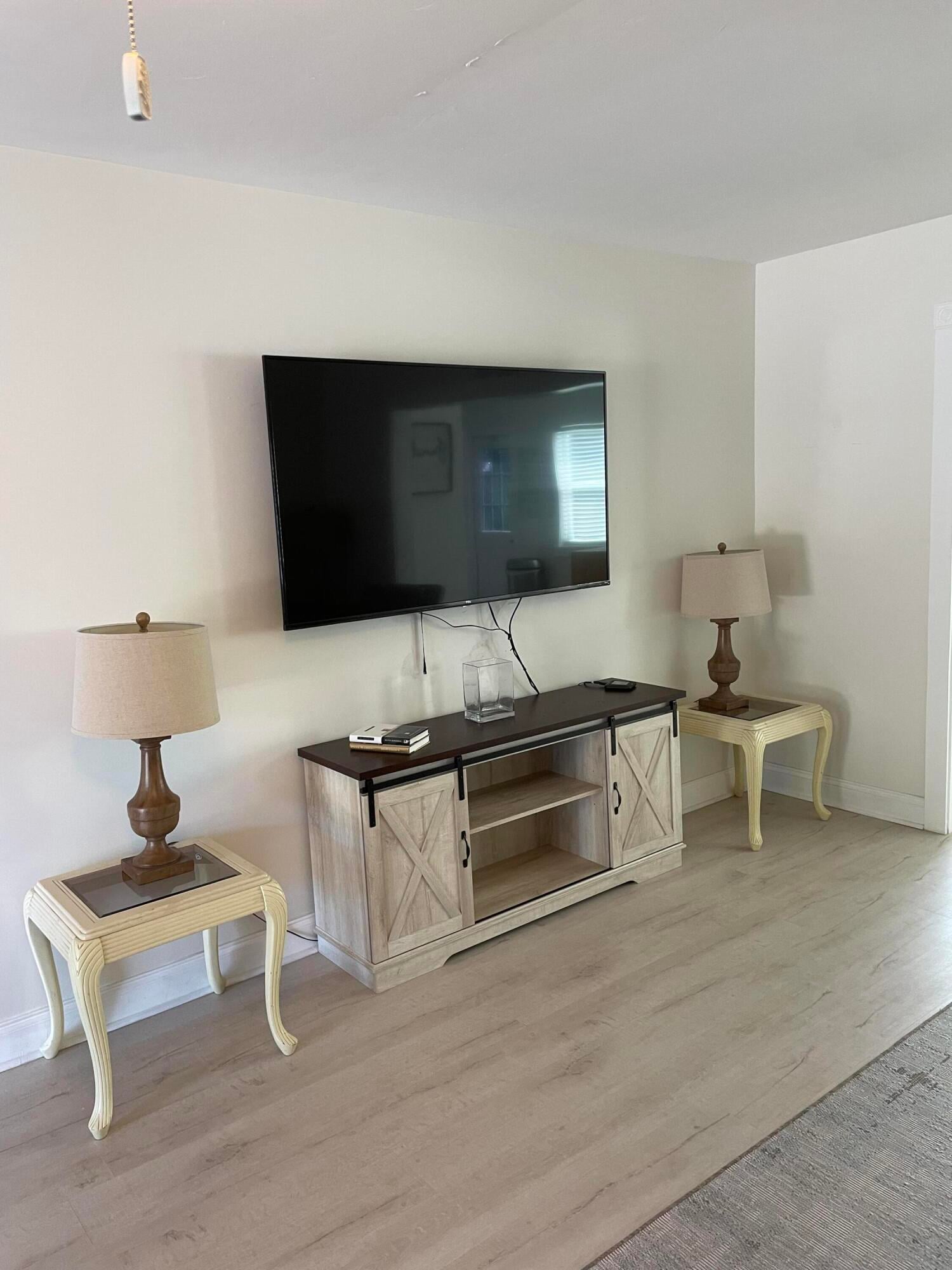 Residence photo 11