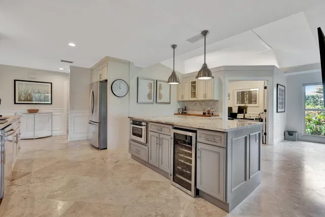Eastpointe Country Club Residence photo 36