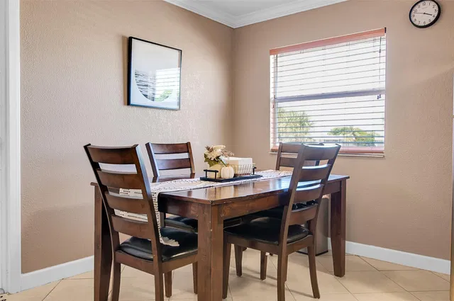 Unit 409 photo 14