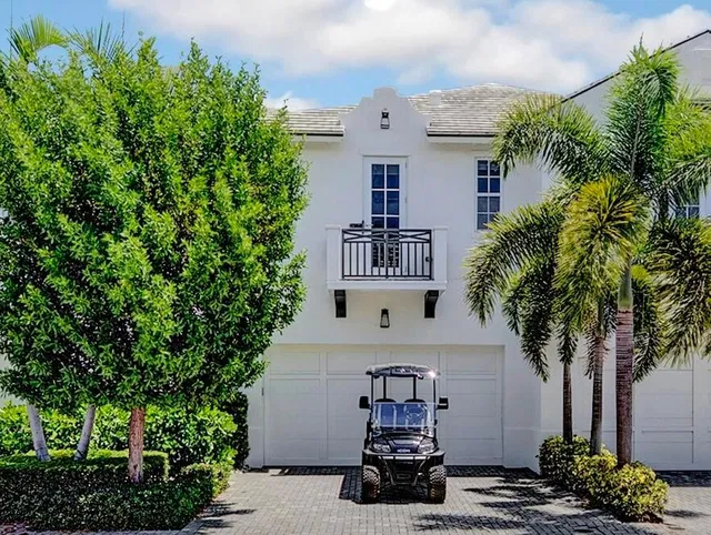 Palm Trail Delray Beach Residence photo 2