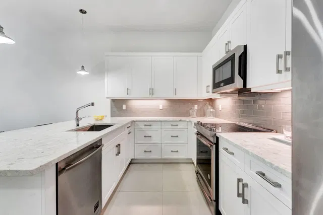 Palm Trail Delray Beach Residence photo 6