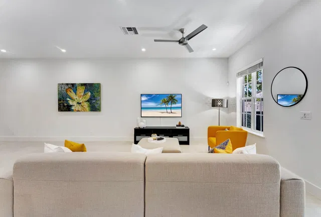 Palm Trail Delray Beach Residence photo 8