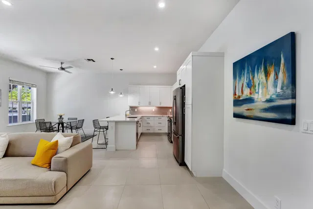 Palm Trail Delray Beach Residence photo 10