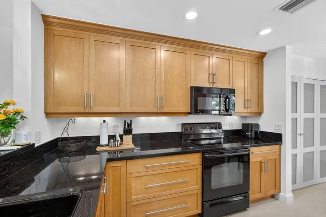 PGA National Palm Beach Gardens Residence photo 11