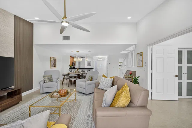 PGA National Palm Beach Gardens Residence photo 28