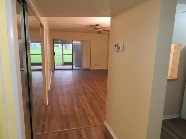 Unit 117 photo 21