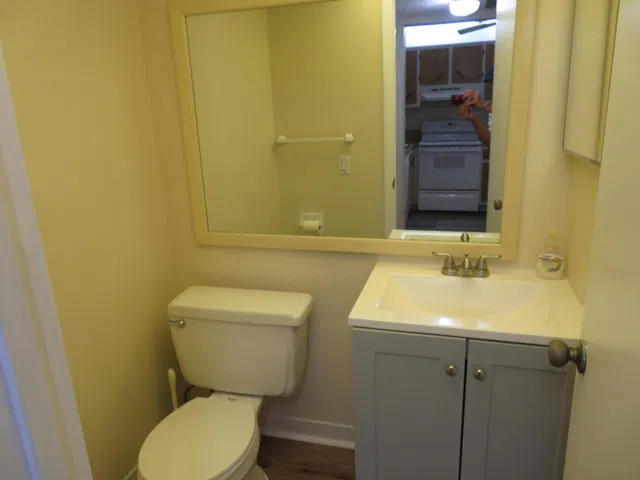 Unit 117 photo 24