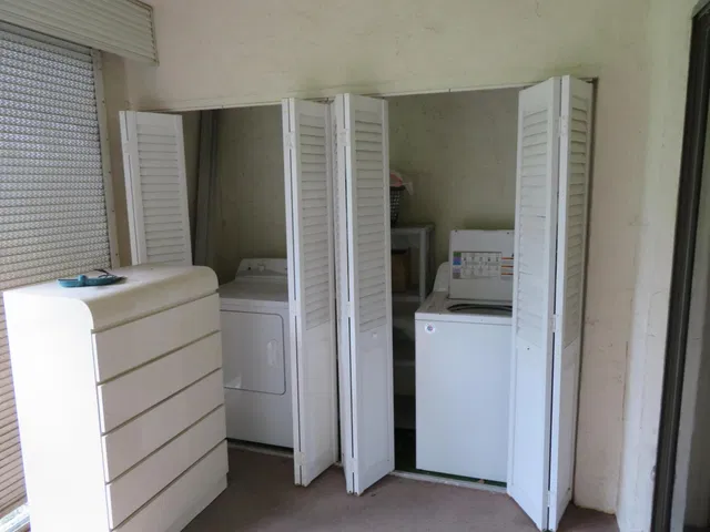 Unit 117 photo 32