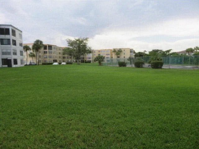 Unit 117 photo 34
