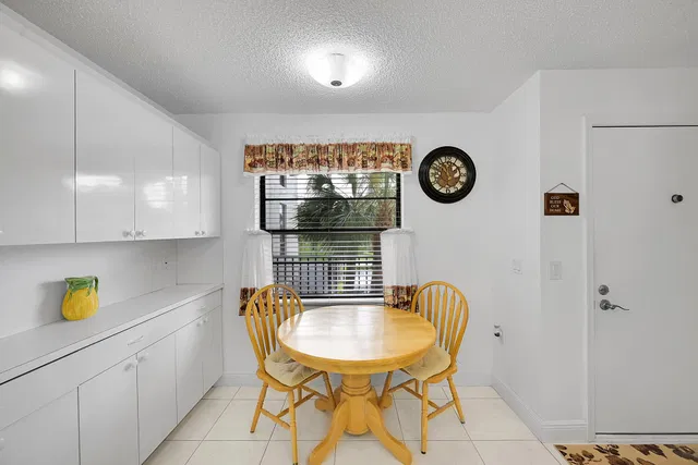  Unit 1304 photo 6