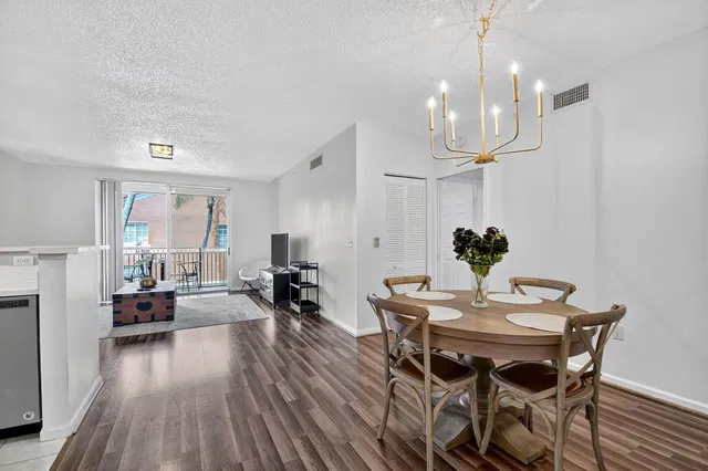  Unit 206 photo 6