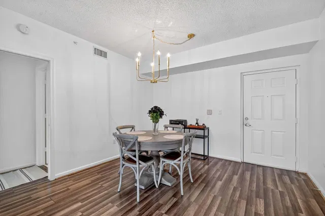  Unit 206 photo 8