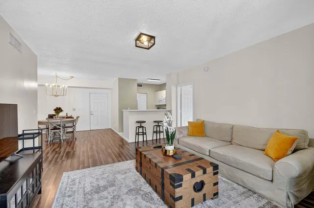  Unit 206 photo 18