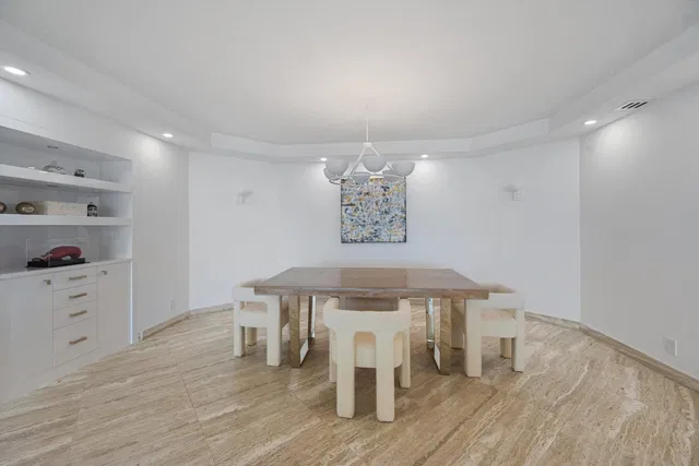 The Enclave Unit 601n photo 8