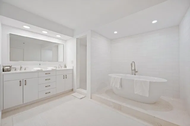 The Enclave Unit 601n photo 18