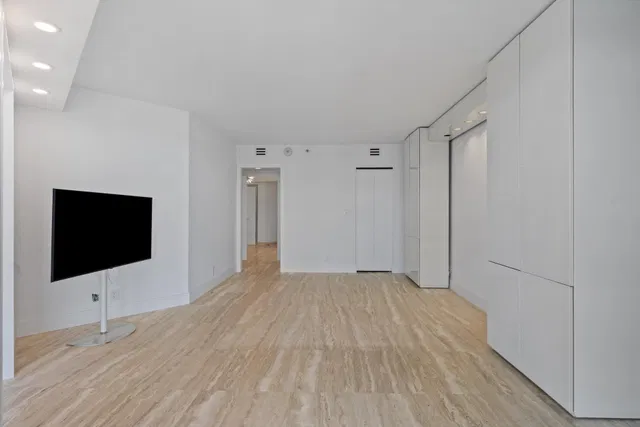 The Enclave Unit 601n photo 23